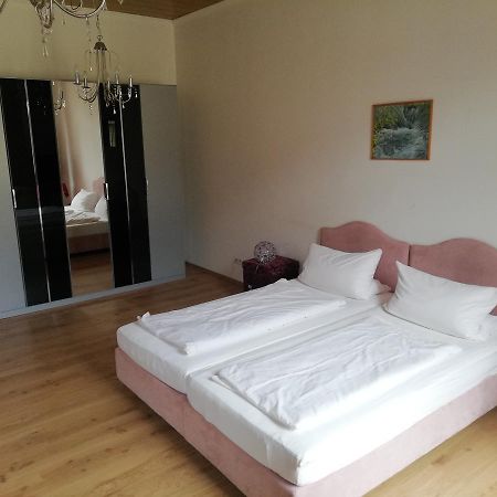 Hotel Central Restaurant El Barrio Grevenbroich Εξωτερικό φωτογραφία